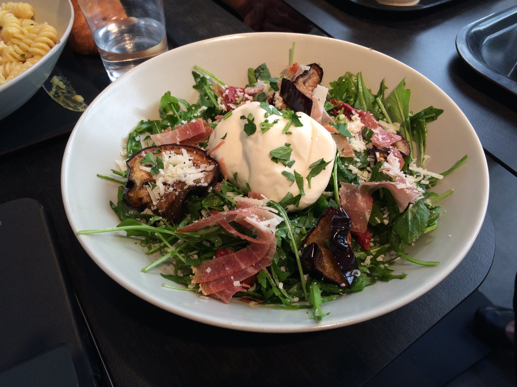 Salade gourmande italienne ALLEGRIA - Restaurant Paris